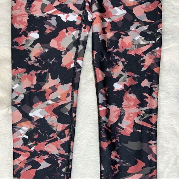 Sz Small Pink Black Fabletics Leggings - Picture 5 of 11